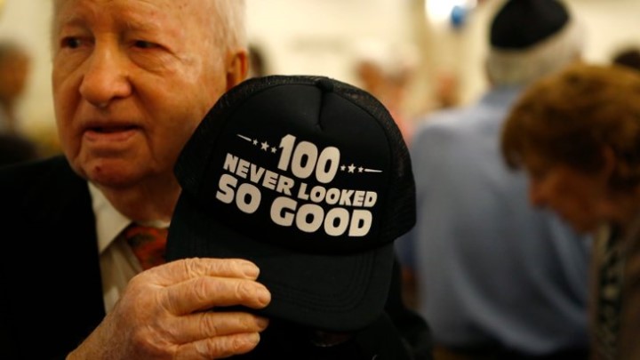 Sam Weinreich rebuilt life from ashes of the Holocaust. He received more than 2000 cards celebrating his 100th birthday.